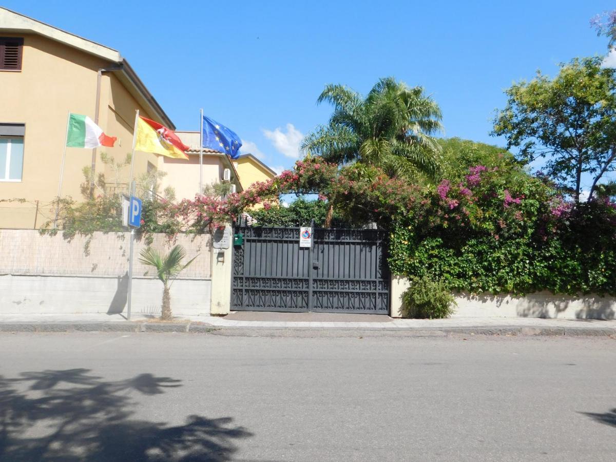 Villa Delle Vacanze Fiumefreddo di Sicilia Exterior foto