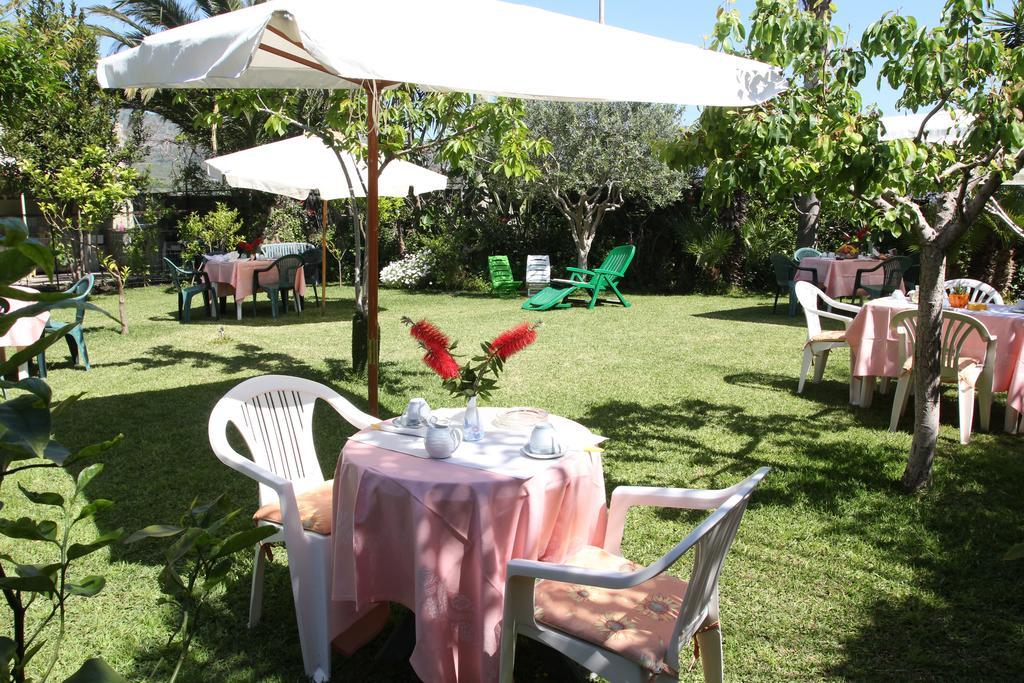 Villa Delle Vacanze Fiumefreddo di Sicilia Exterior foto