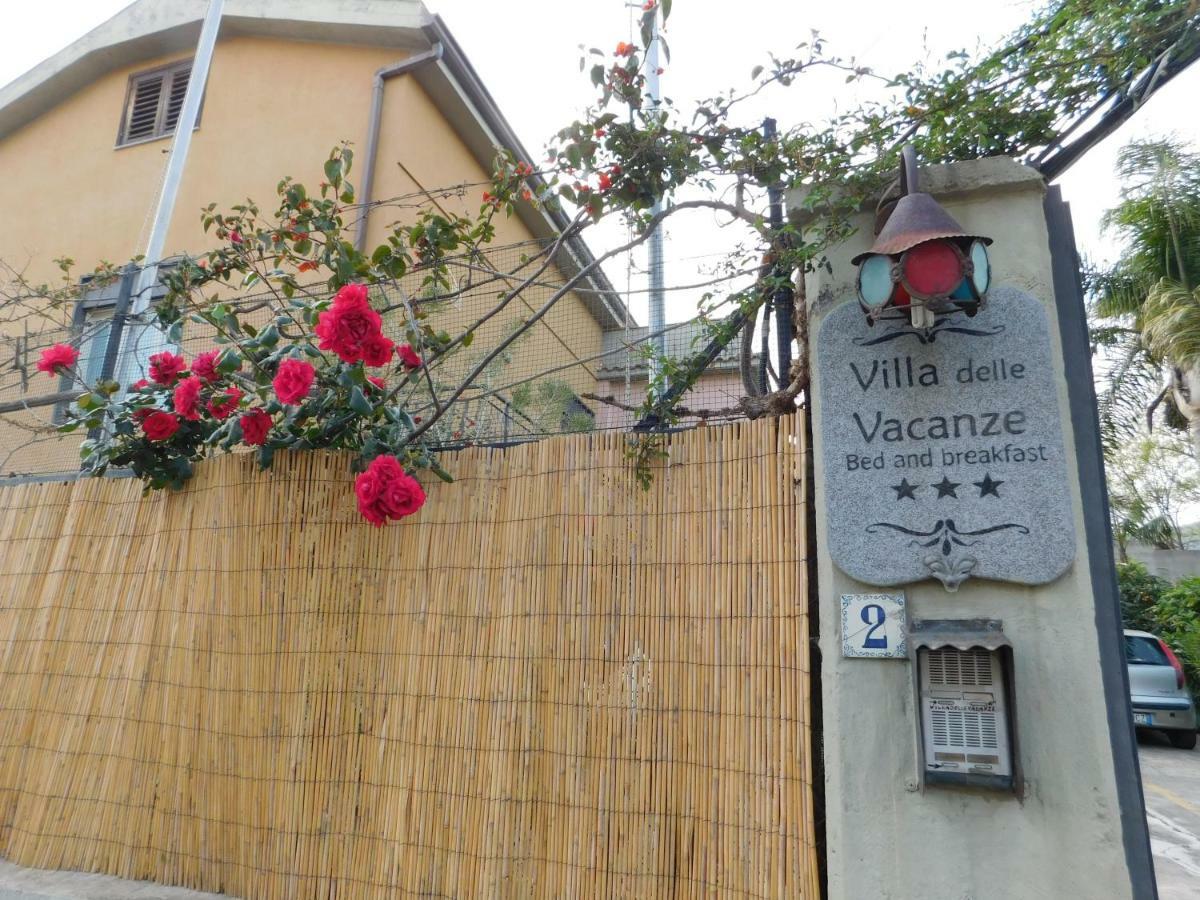 Villa Delle Vacanze Fiumefreddo di Sicilia Exterior foto