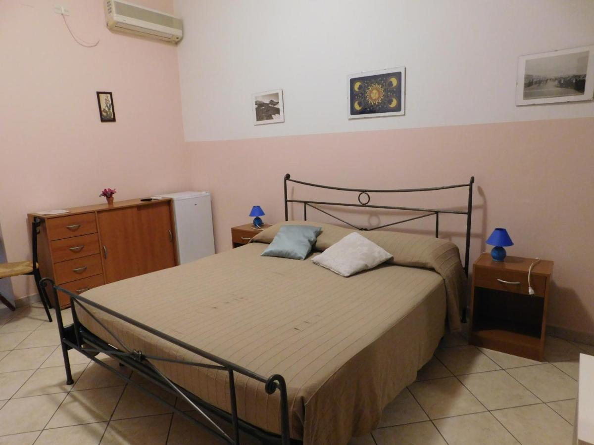 Villa Delle Vacanze Fiumefreddo di Sicilia Exterior foto